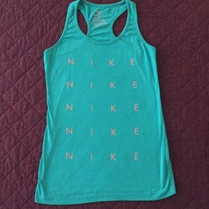 nike workout tank